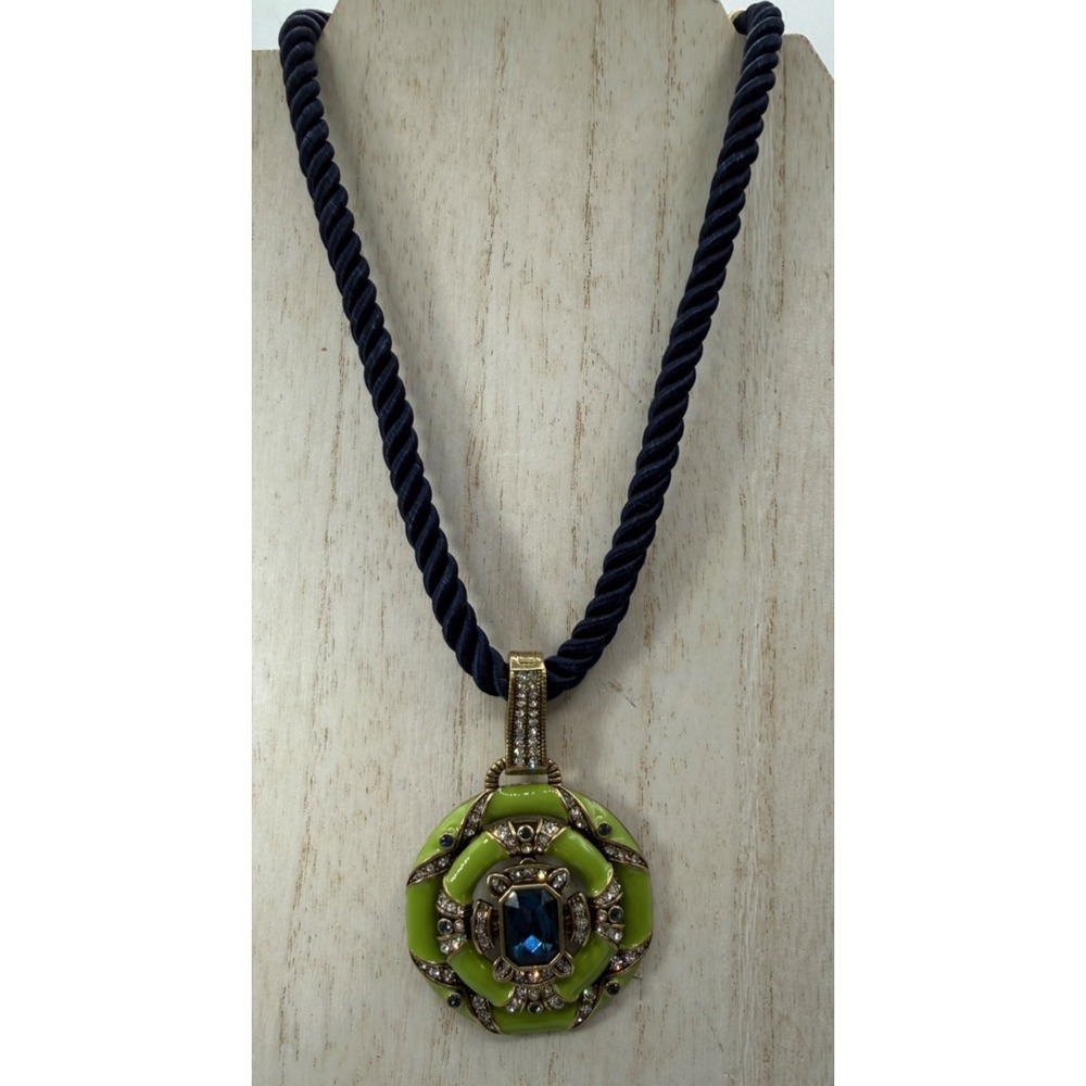 NWTS Heidi Daus Newport Chic II Enamel & Crystal Necklace Green Medallion & Cord